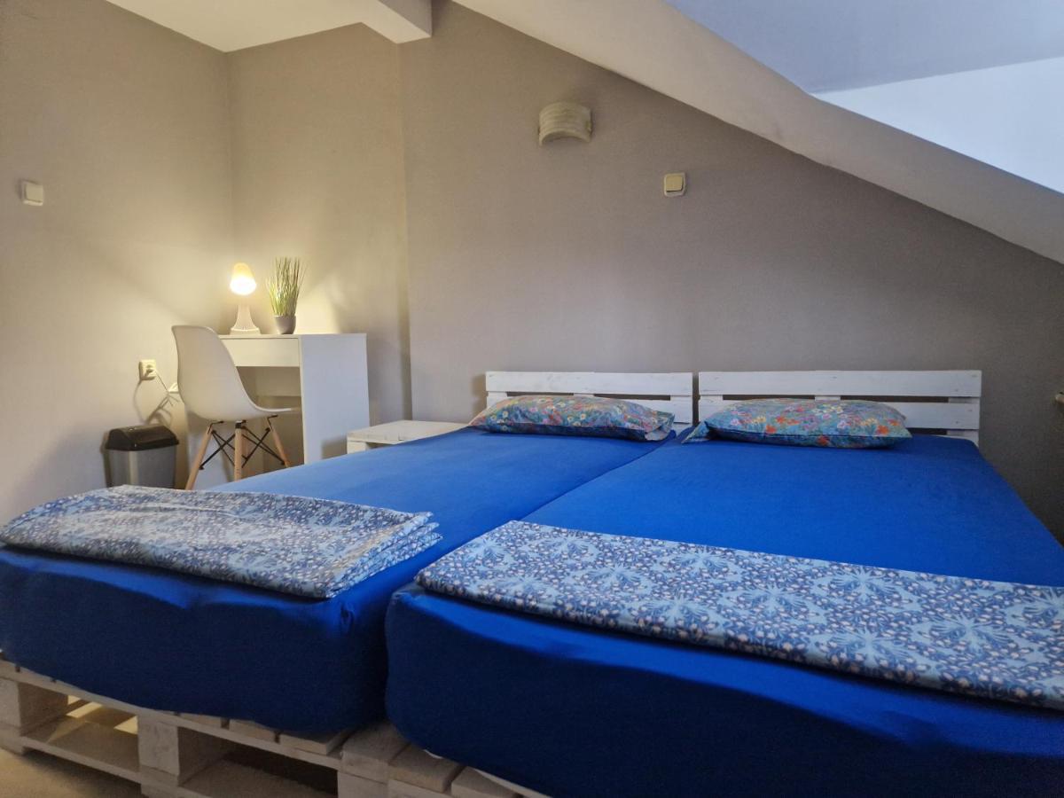 Lambo'S Corner Varna - Guest Rooms Exterior foto