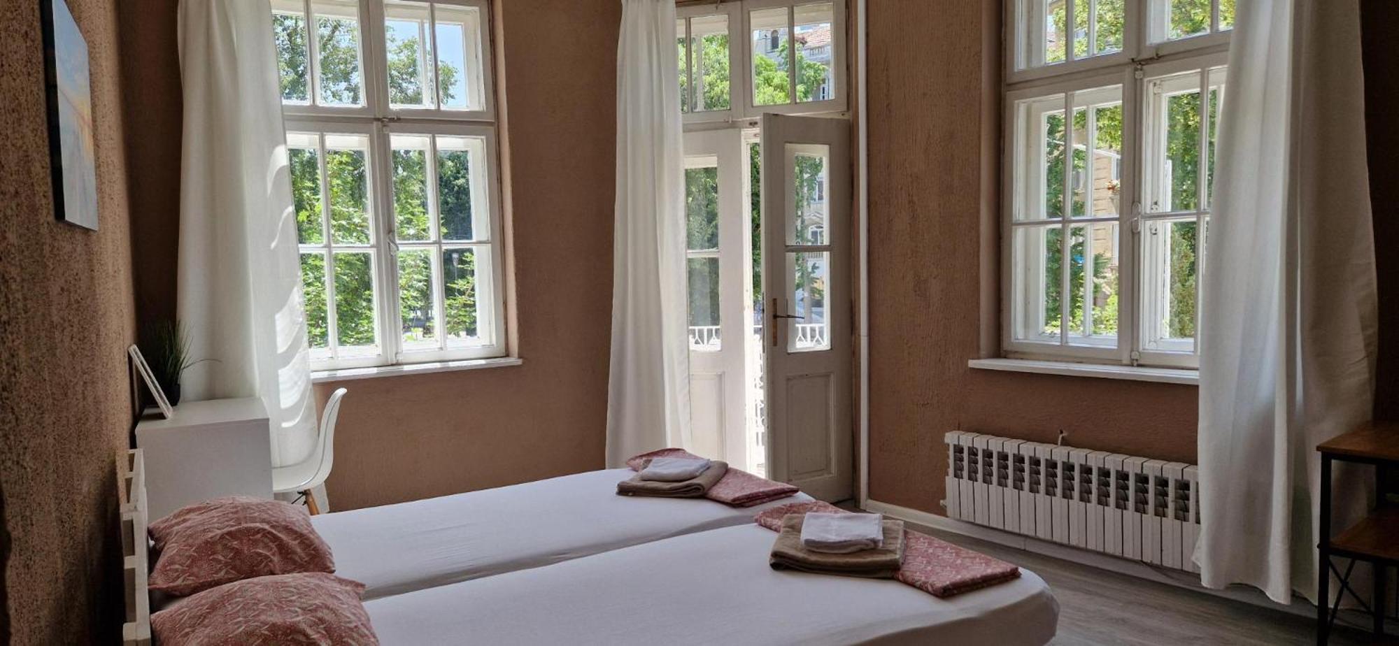 Lambo'S Corner Varna - Guest Rooms Exterior foto